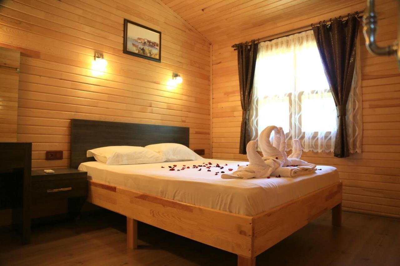 ÇıralıTunays Pansiyon住宿加早餐旅馆 客房 照片