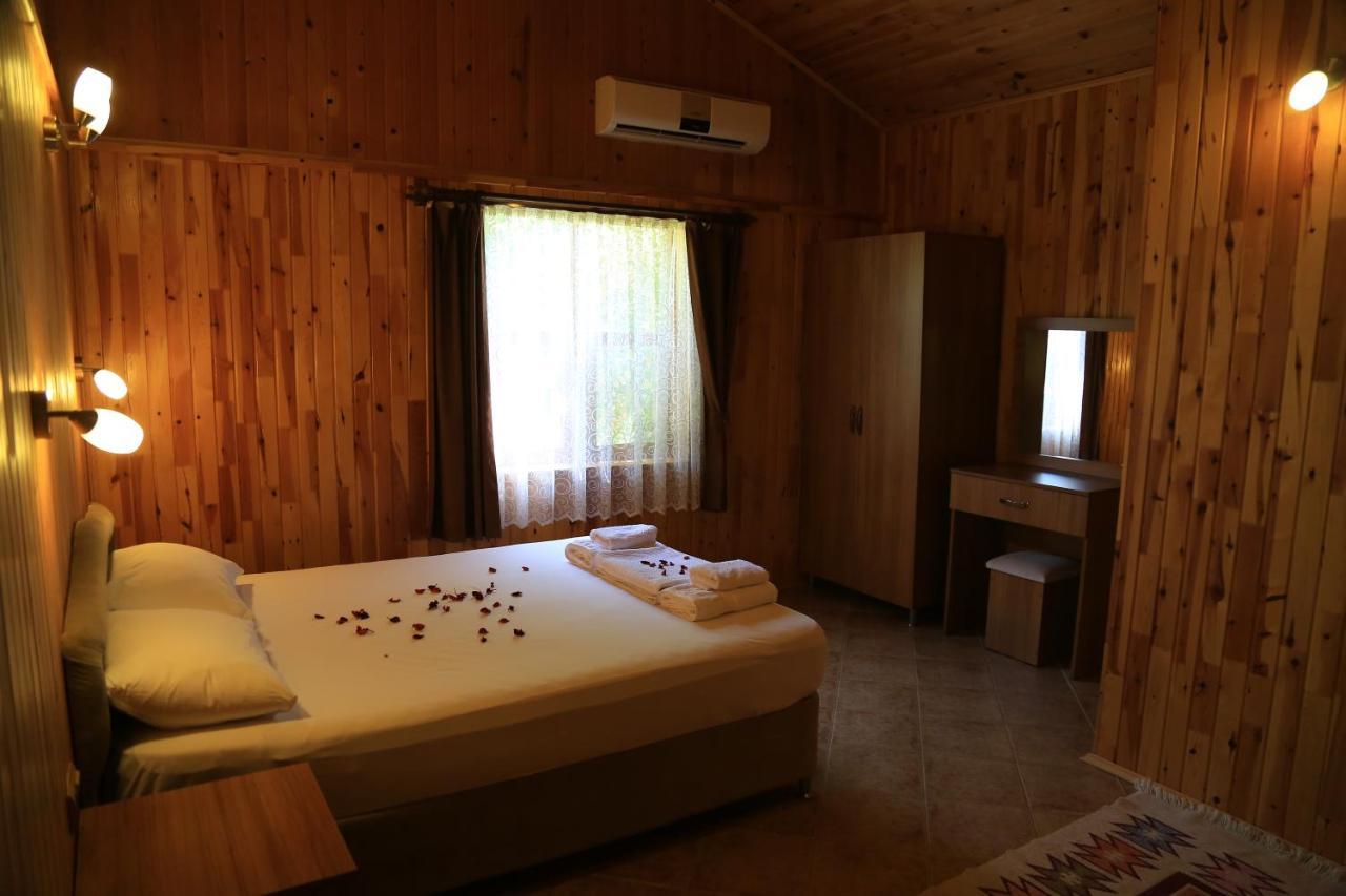 ÇıralıTunays Pansiyon住宿加早餐旅馆 客房 照片