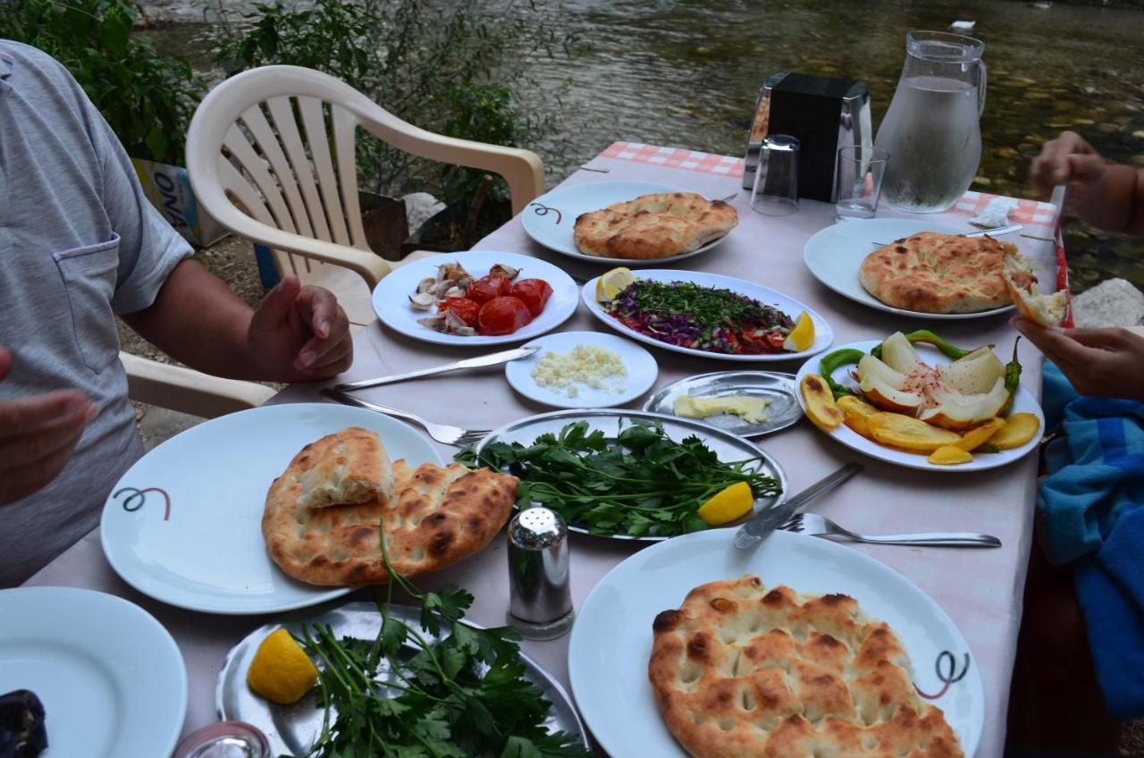 ÇıralıTunays Pansiyon住宿加早餐旅馆 外观 照片