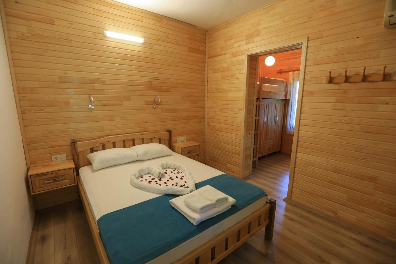 ÇıralıTunays Pansiyon住宿加早餐旅馆 外观 照片
